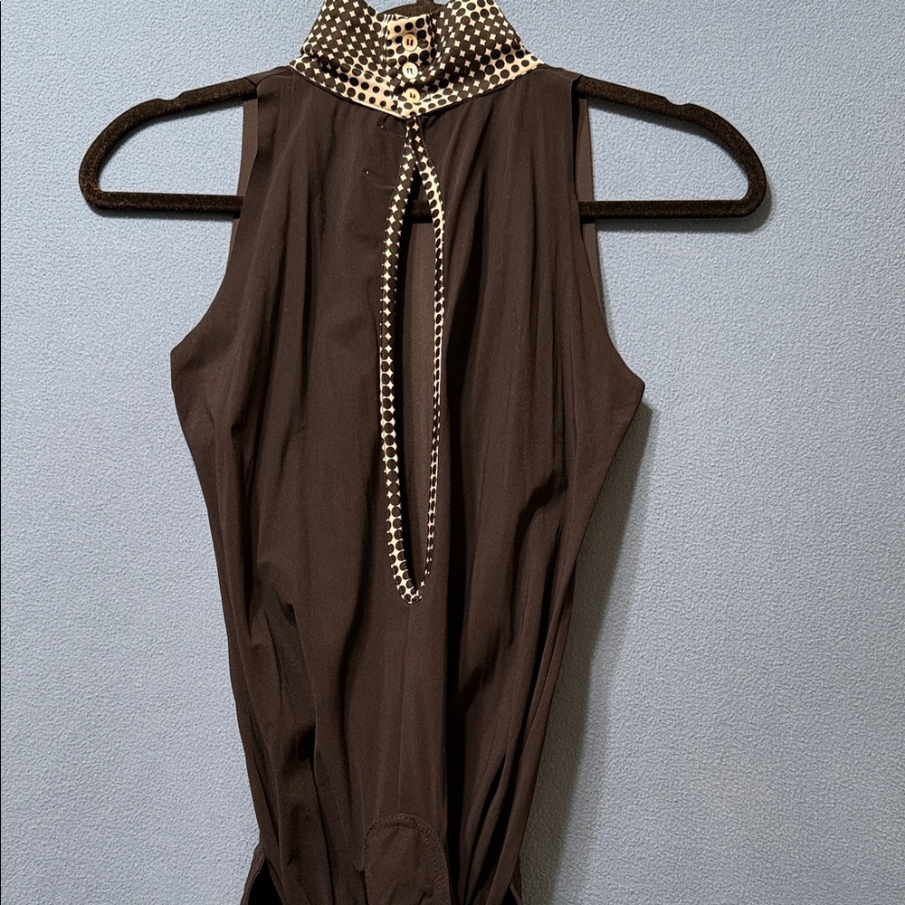 Black Sleeveless Top with Checkered Accents Open Back and Material Belt Size M - Picture 5 of 16